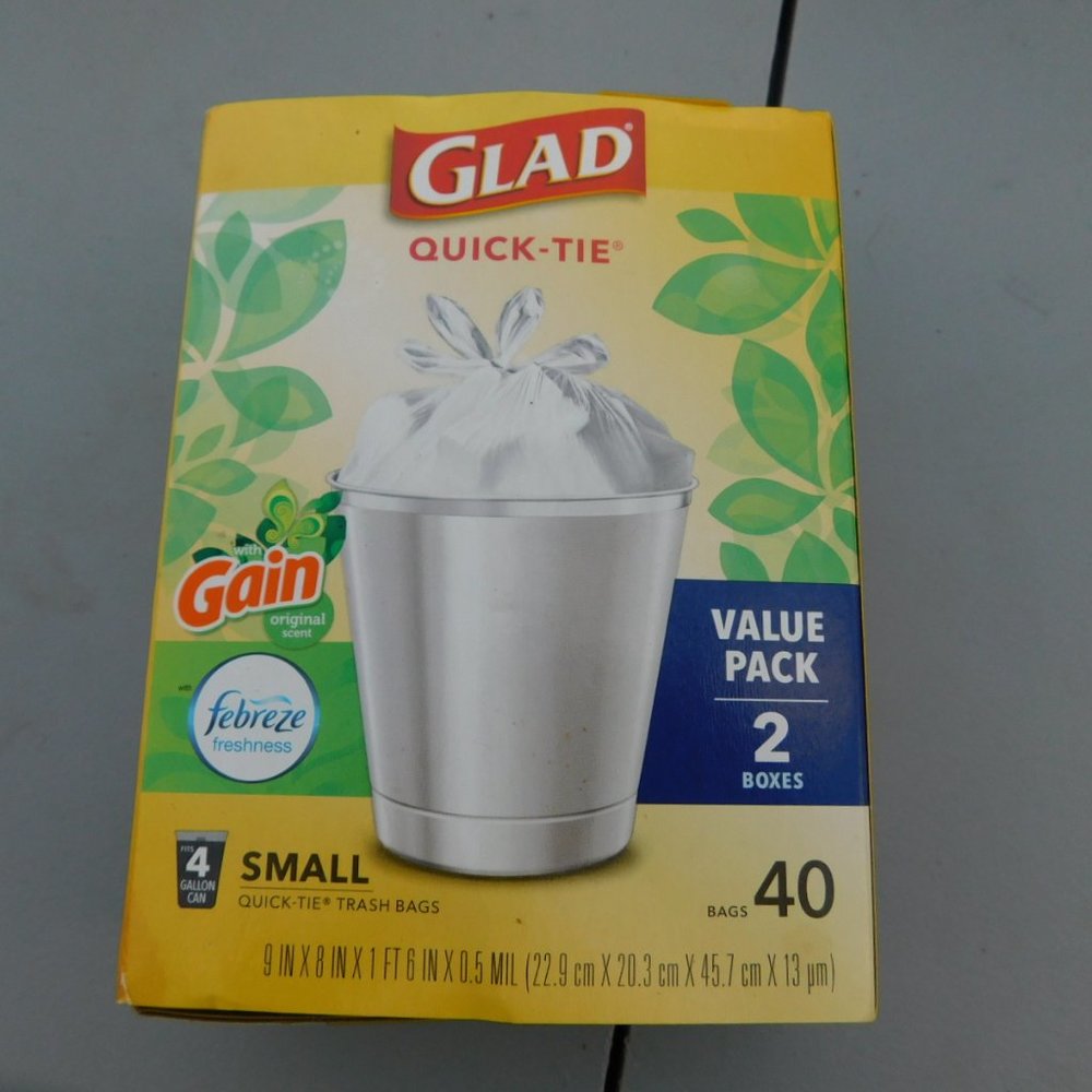 Glad Quick Tie 40 Gallon with Gain  New in Box
